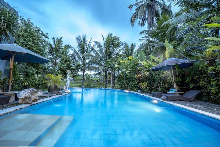 Gita Maha Hotel