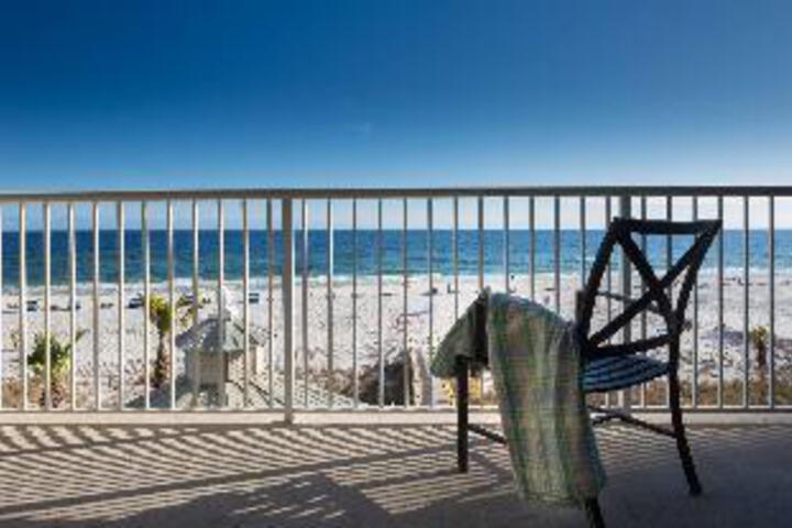 Escapes to the Shores by Meyer Vacation Rentals