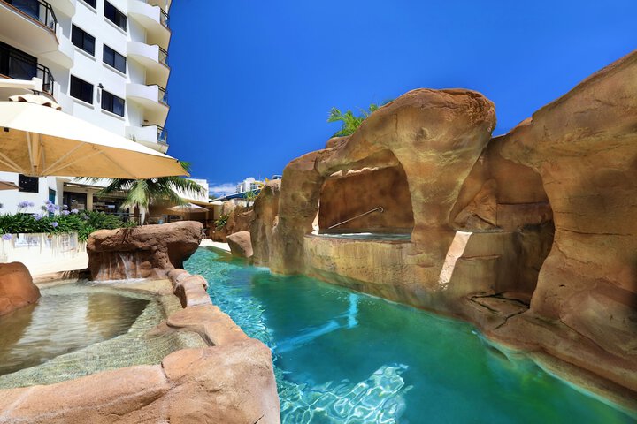 Pool 150 of 187