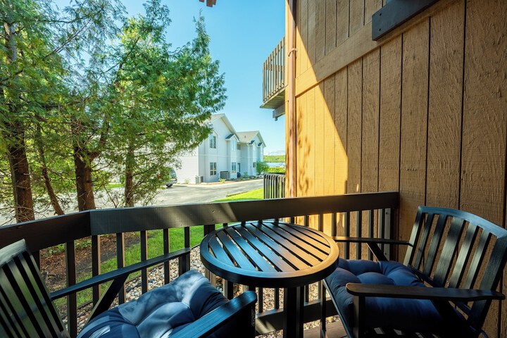 Terrace/Patio 13 of 69