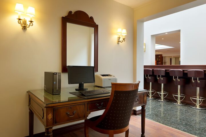 Hotel Lobby
