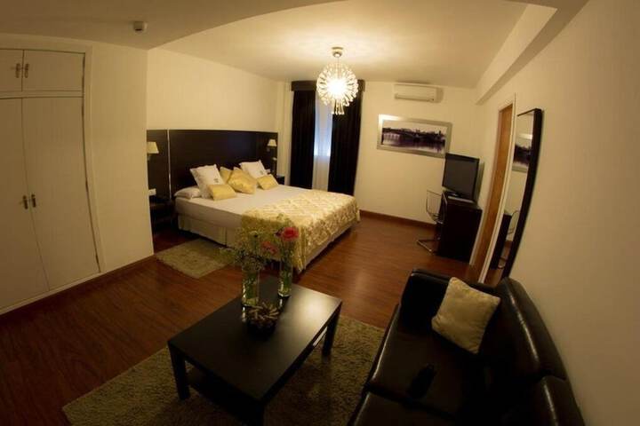Room 16 of 46