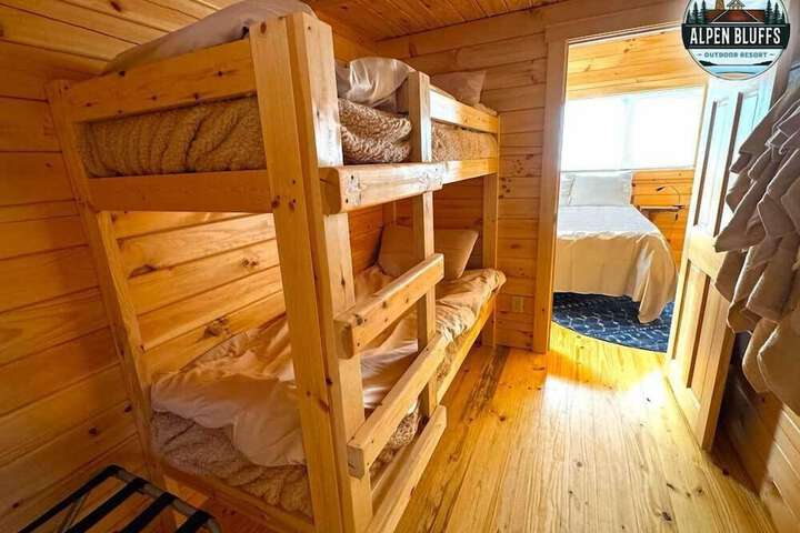 Room 4 of 19