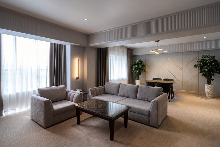 Room 44 of 112