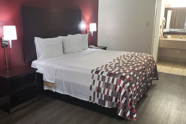Room 6 of 22