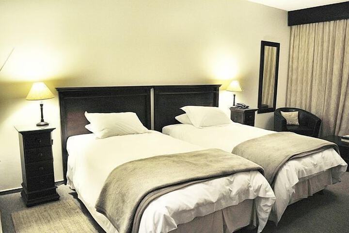 Room 4 of 41