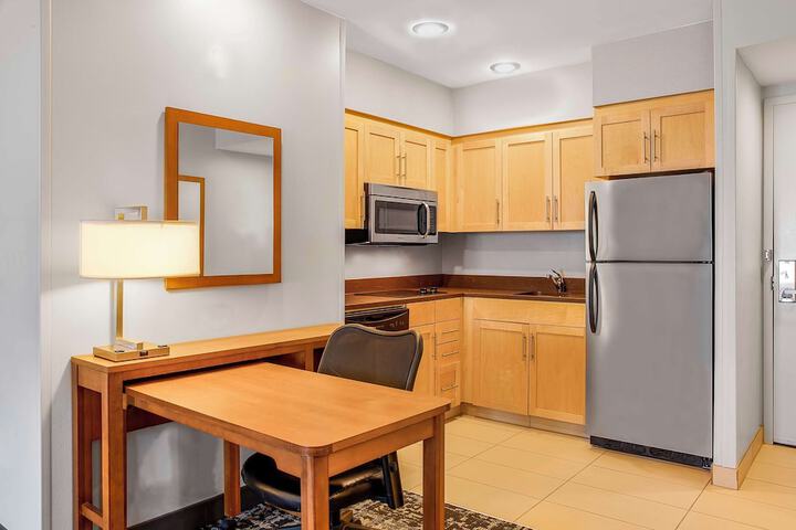 Room 8 of 41
