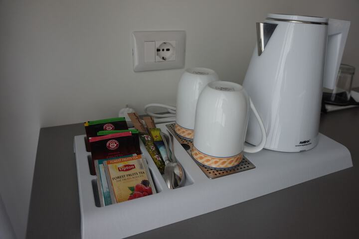 Breakfast/Coffee Service 33 of 71