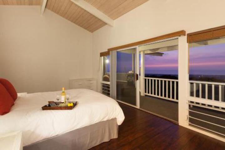 Kona Coastview Vacation Home in Kailua-Kona, HI