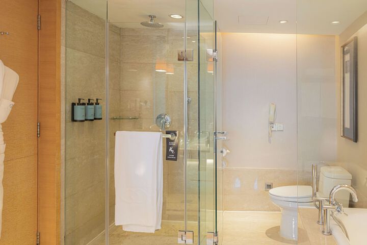 Clean Restrooms