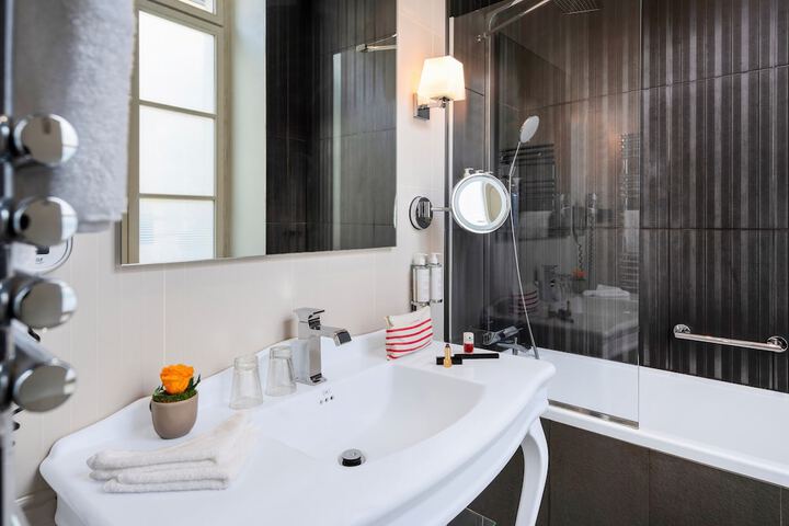 Bath Photo