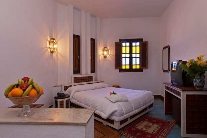 Room 2 of 41