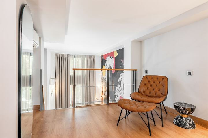 Room 7 of 62