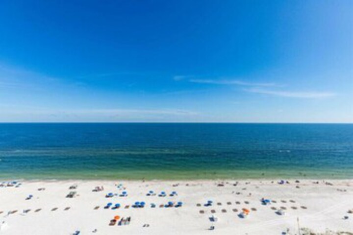Beach 41 of 136