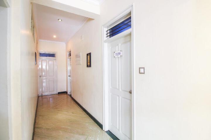 Hotel O Kingston Residency