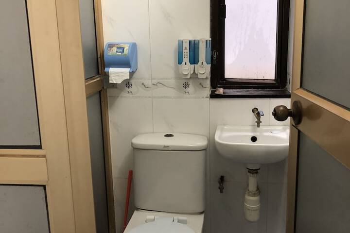 Room 14 of 45