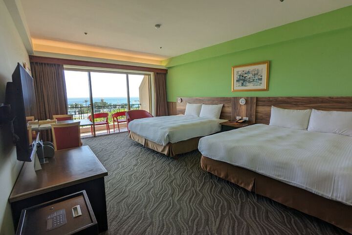 Room 21 of 90