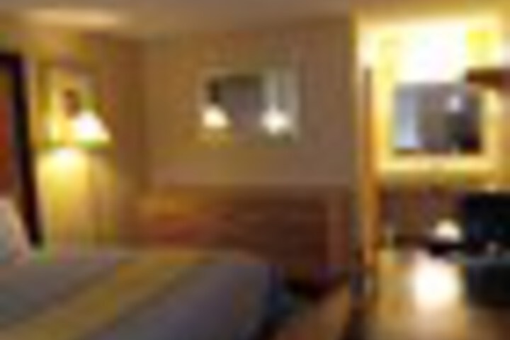 Room 71 of 120