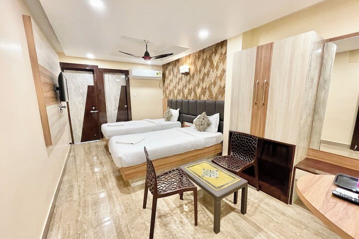 Room 38 of 159