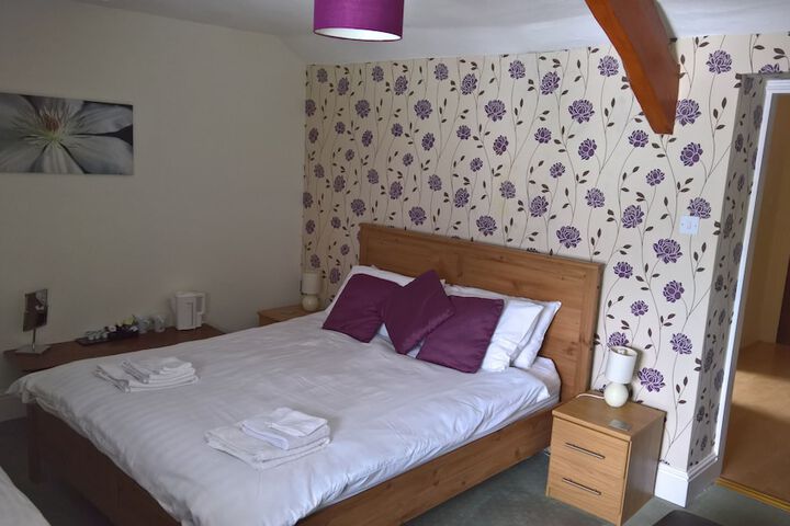 Room 15 of 32