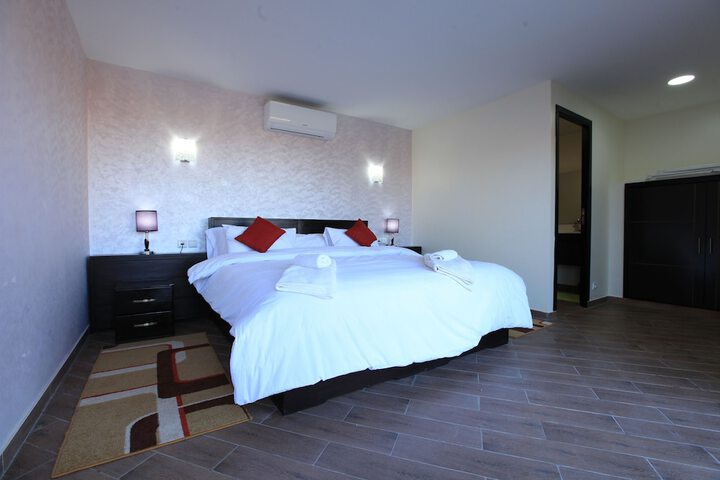Room 22 of 59