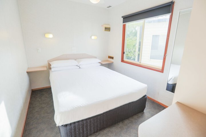 Room 9 of 124