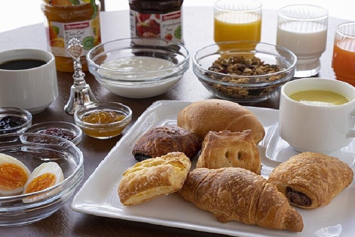 Breakfast/Coffee Service 16 of 19