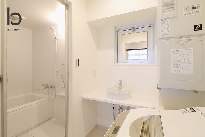 Room 135 of 219