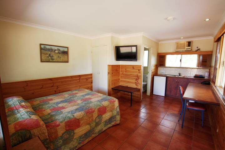 Room 6 of 58