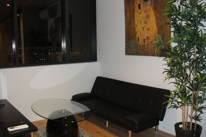 Room 5 of 14