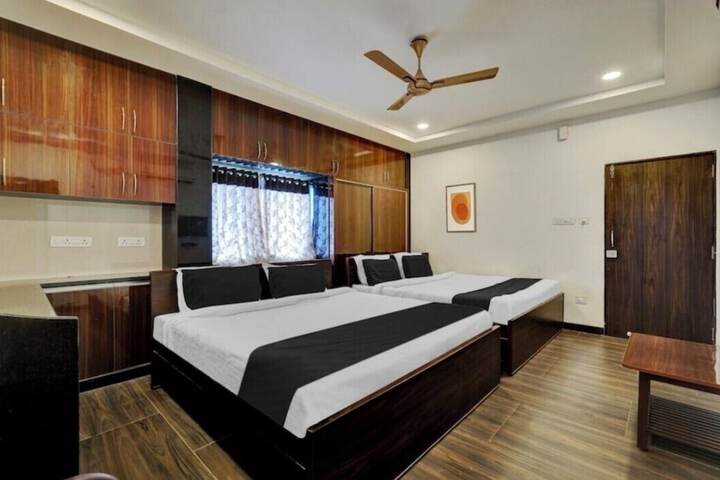 Room 7 of 14