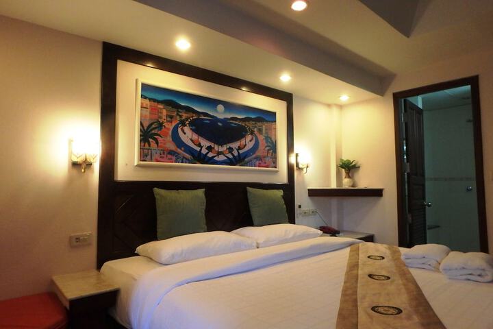 Room 15 of 31