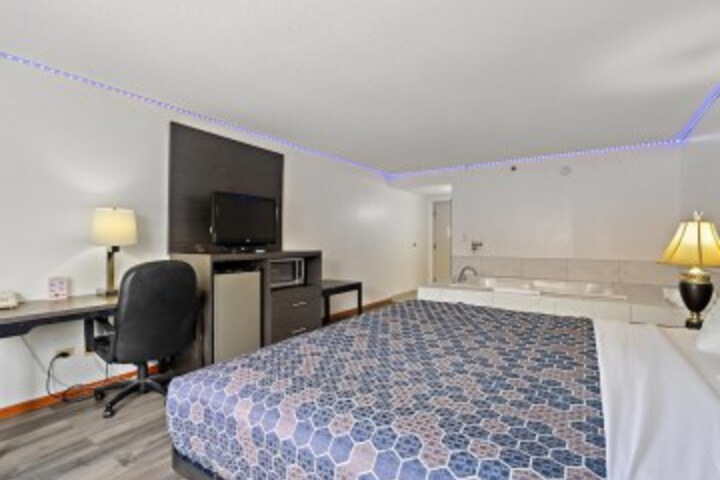 Room 6 of 42