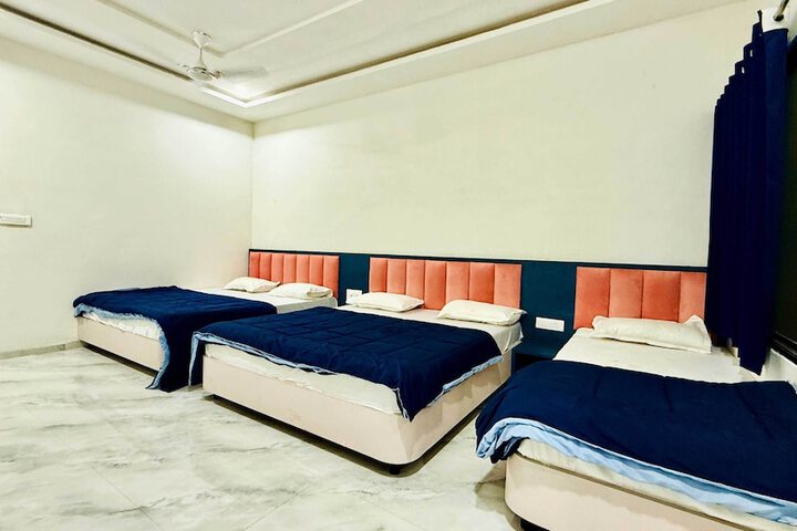 Room 32 of 101