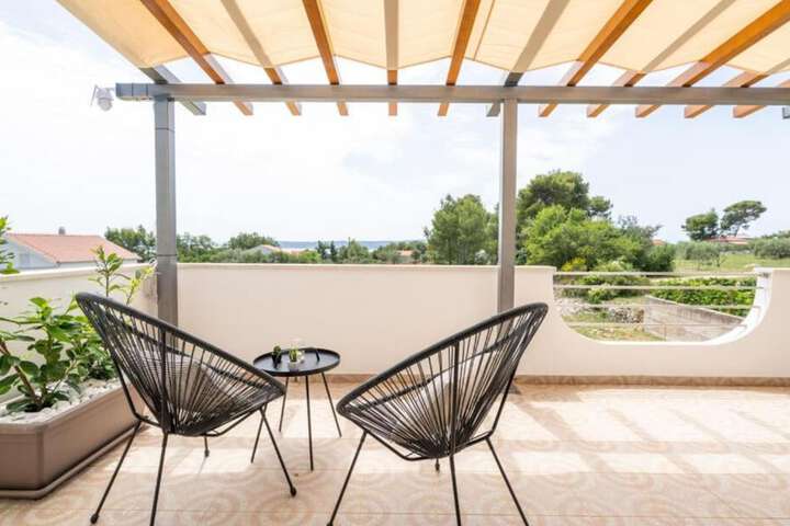Terrace/Patio 18 of 42