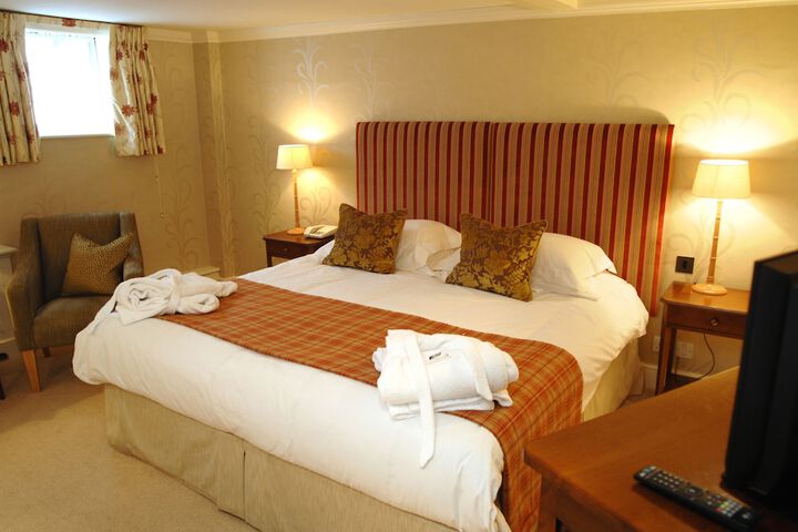 Room 9 of 94