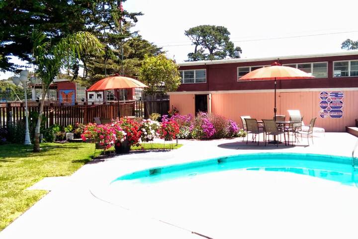 Pool 42 of 58