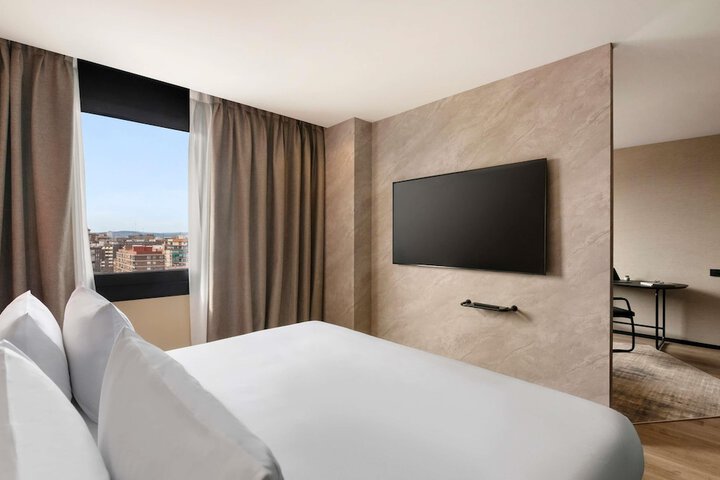 Room 37 of 110