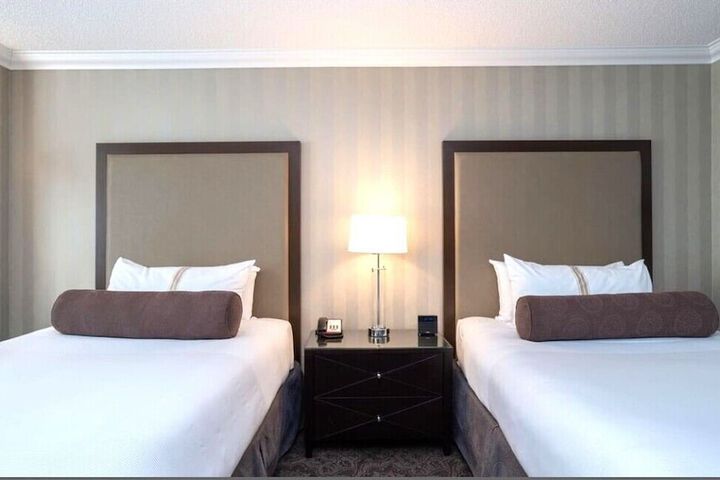 Room 2 of 18