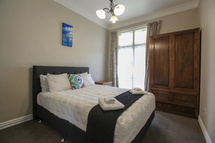 Room 2 of 12