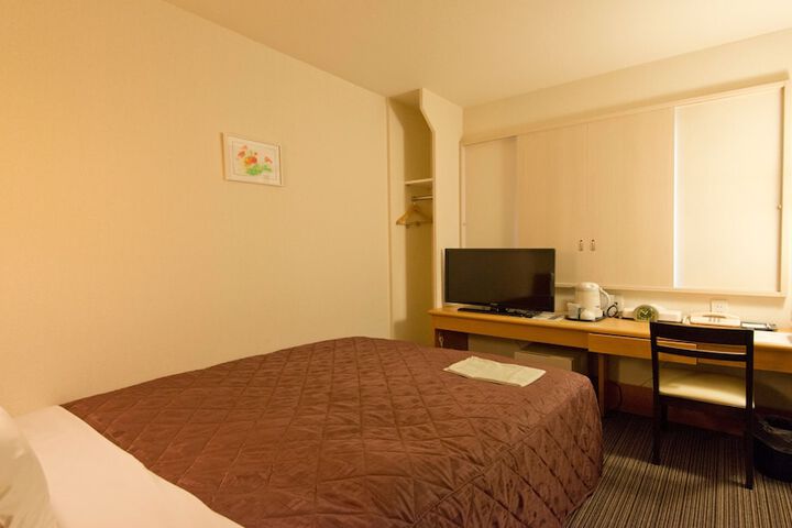 Room 4 of 34