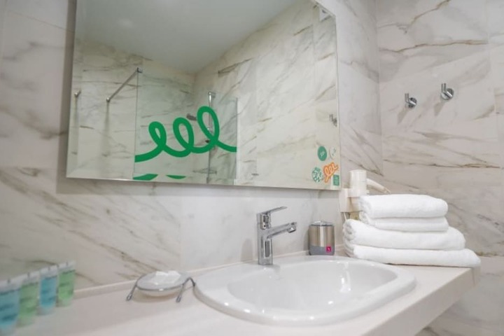 Room 55 of 109
