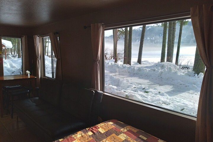 Room 4 of 53