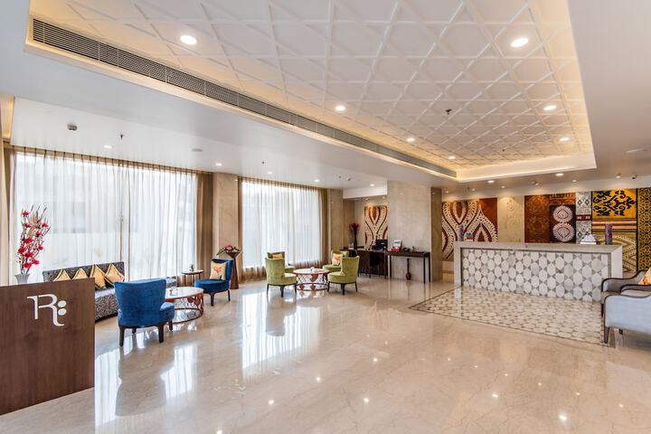 Hotel Lobby