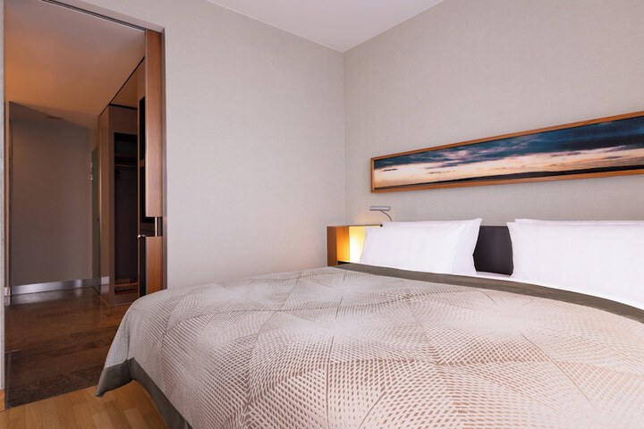 Room 155 of 457