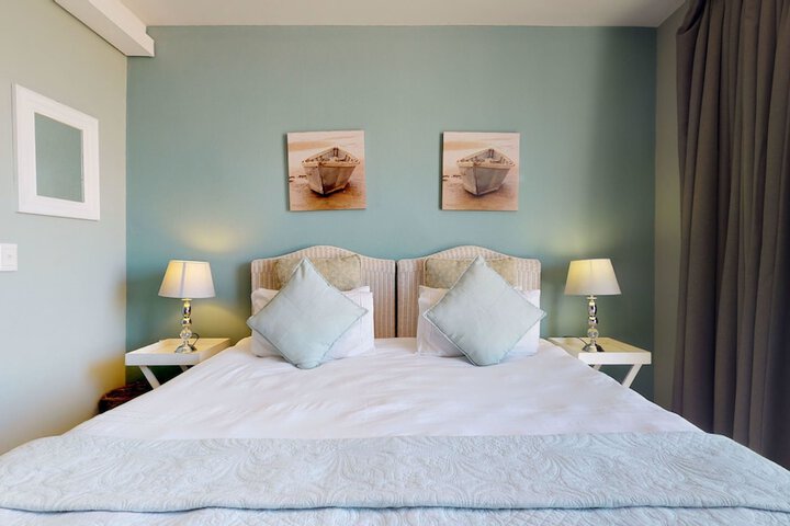 Room 3 of 51