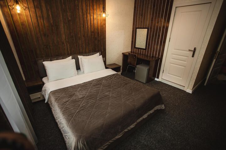 Room 5 of 29