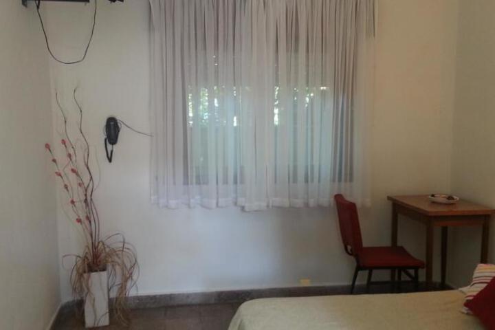 Room 15 of 19