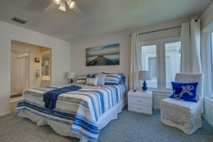 Room 207 of 225