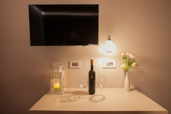 Room 13 of 20